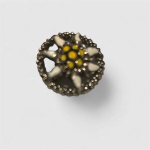 Vintage Small Round Eddweiss Brooch Pin Pewter Tone Yellow White Painted Enamel